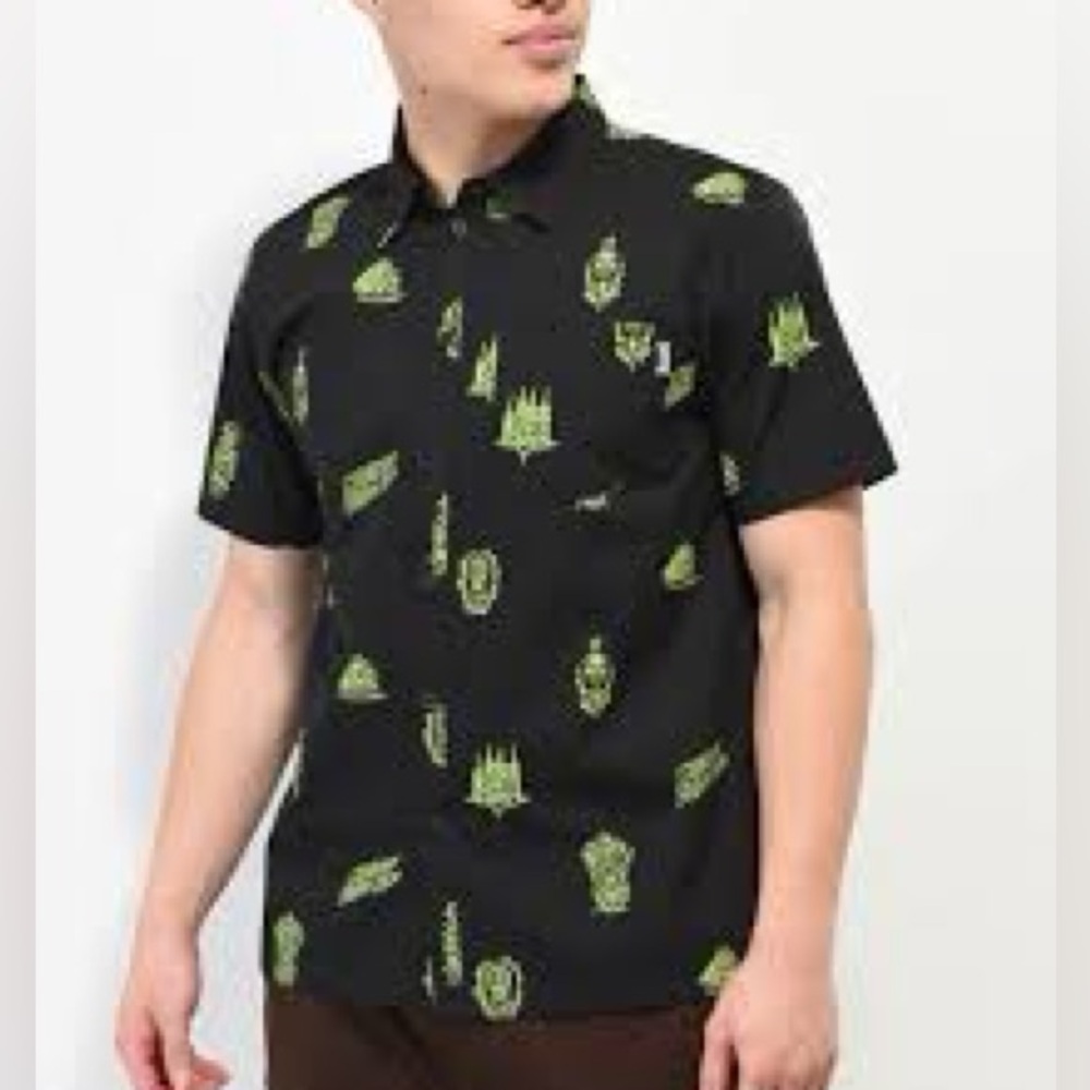 Zumiez-NWT Support Your Local Creature button down